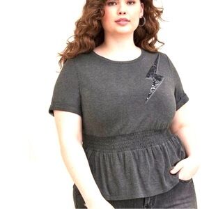 🆕🌼TORRID LOVE SICK Camo Lightening Bolt Top🌼